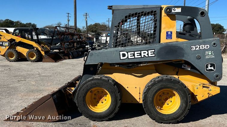 image for item KV9869 2012 John Deere 328D skid steer loader