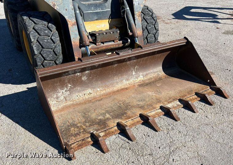 image for item KV9869 2012 John Deere 328D skid steer loader