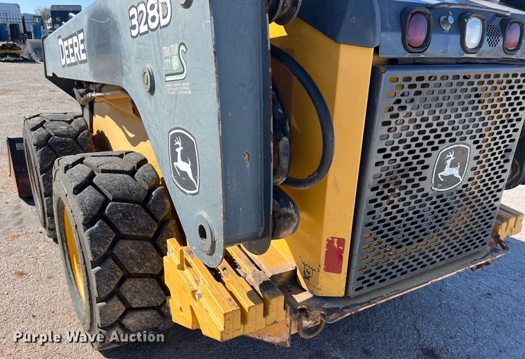 image for item KV9869 2012 John Deere 328D skid steer loader