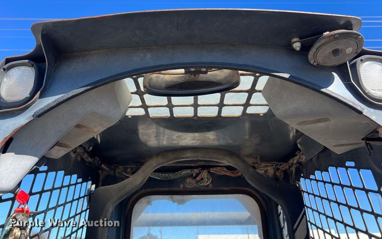 image for item KV9869 2012 John Deere 328D skid steer loader