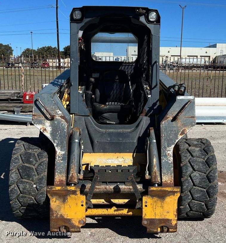 image for item KV9870 2012 John Deere 328D skid steer loader