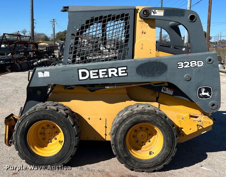 image for item KV9870 2012 John Deere 328D skid steer loader