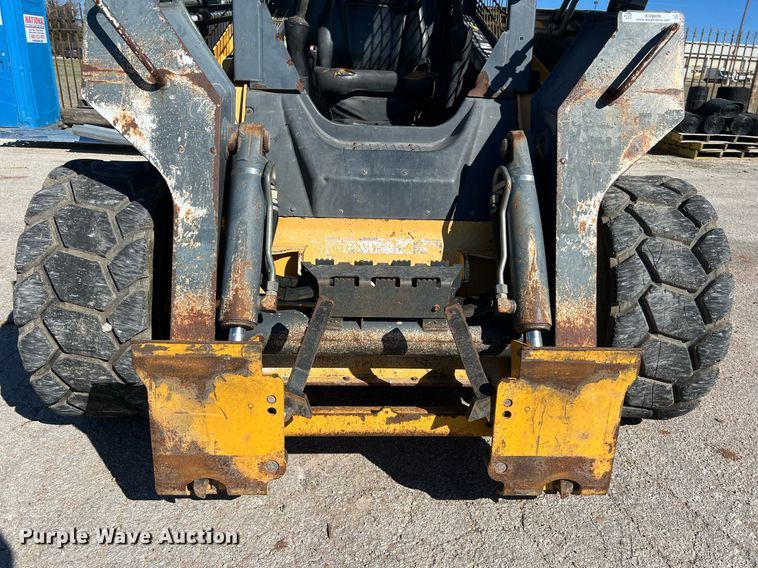 image for item KV9870 2012 John Deere 328D skid steer loader