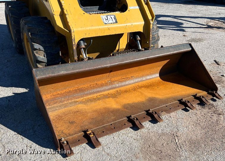 image for item KV9871 2016 Caterpillar 262D skid steer loader