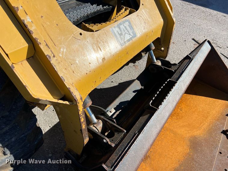 image for item KV9871 2016 Caterpillar 262D skid steer loader