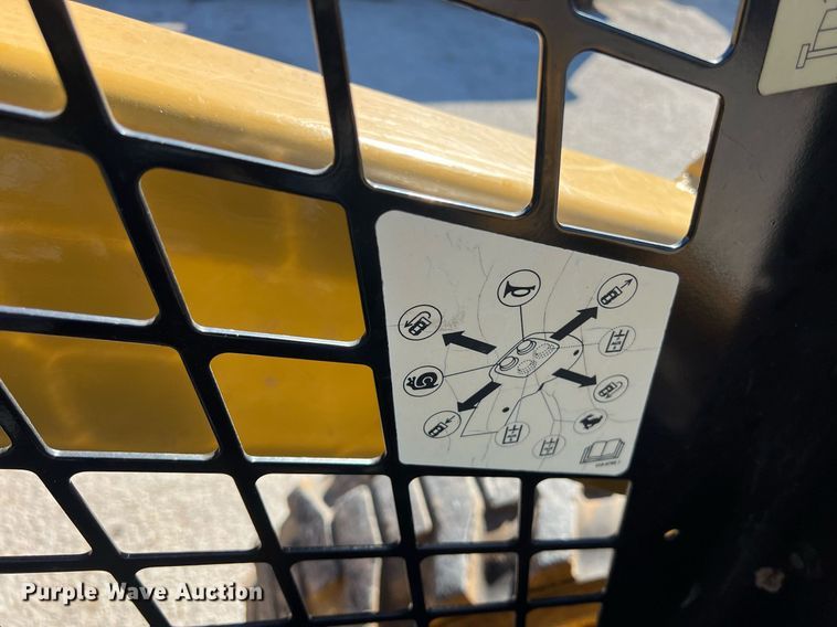 image for item KV9871 2016 Caterpillar 262D skid steer loader