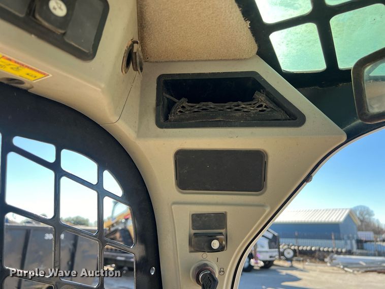 image for item KV9871 2016 Caterpillar 262D skid steer loader