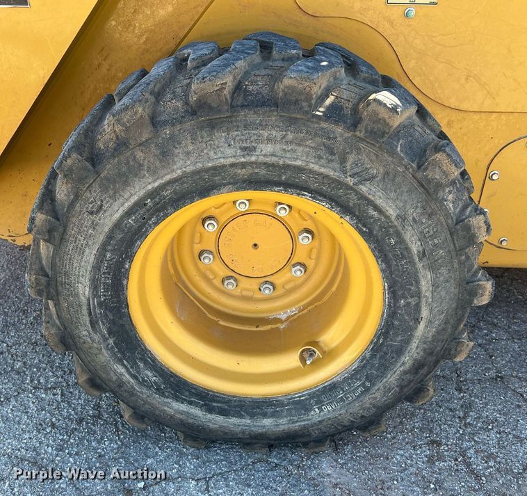 image for item KV9871 2016 Caterpillar 262D skid steer loader