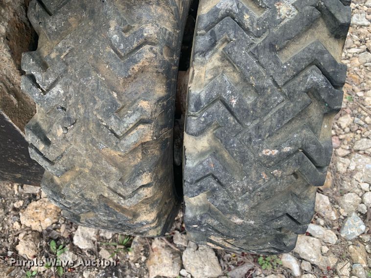 image for item KX9789 2010 Toro Ultra Buggy concrete buggy 