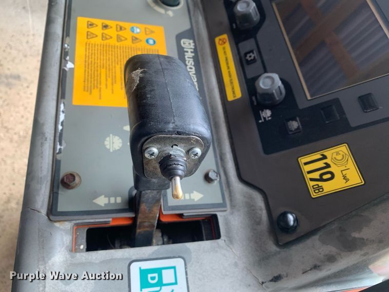 image for item KX9792 2019 Husqvarna  FS 5000D Concrete saw