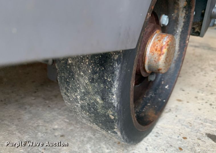 image for item KX9792 2019 Husqvarna  FS 5000D Concrete saw