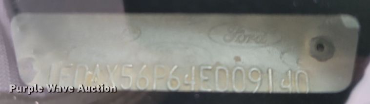 image for item LA9627 2004 Ford  F550 SuperCab flatbed truck