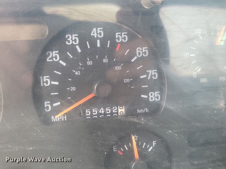 image for item LA9631 1998 Ford S86 ready mix truck