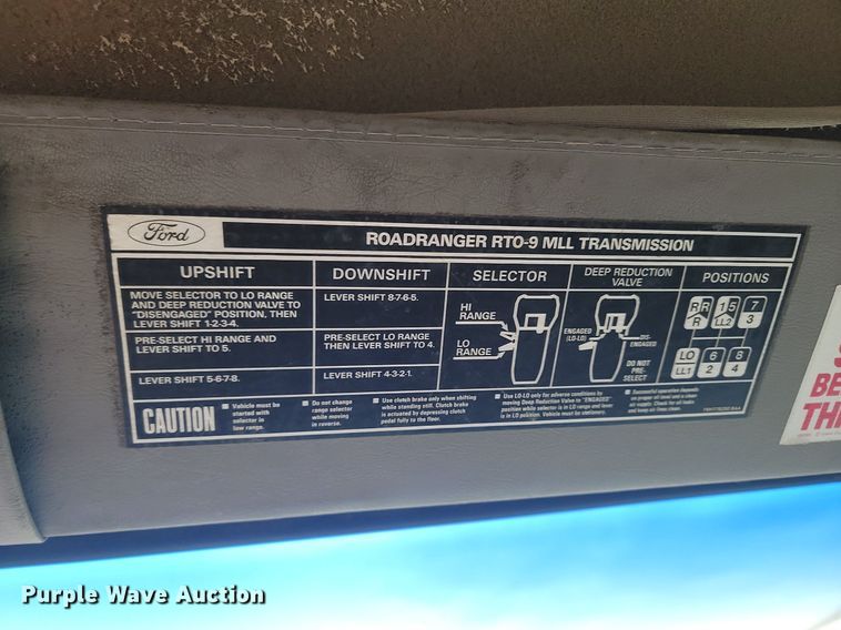 image for item LA9631 1998 Ford S86 ready mix truck