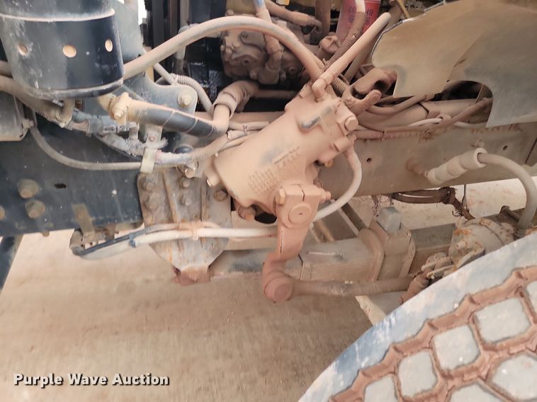 image for item LA9631 1998 Ford S86 ready mix truck