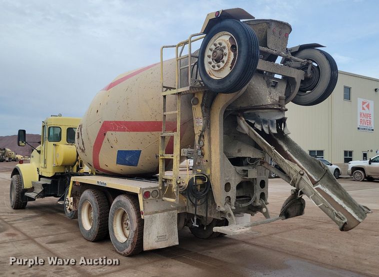 image for item LA9633 2003 Kenworth W900 ready mix truck