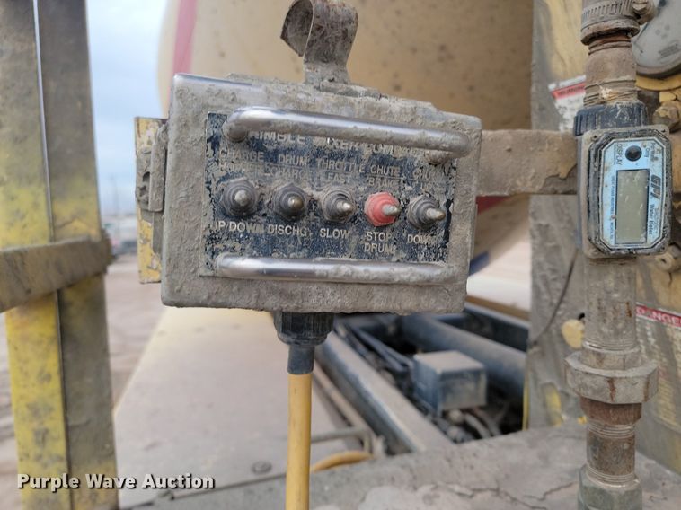 image for item LA9633 2003 Kenworth W900 ready mix truck