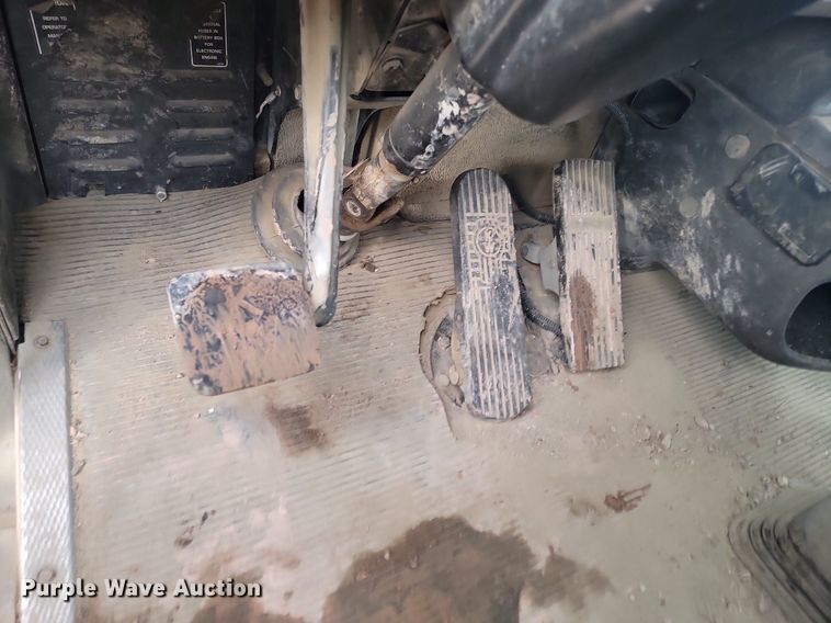 image for item LA9633 2003 Kenworth W900 ready mix truck