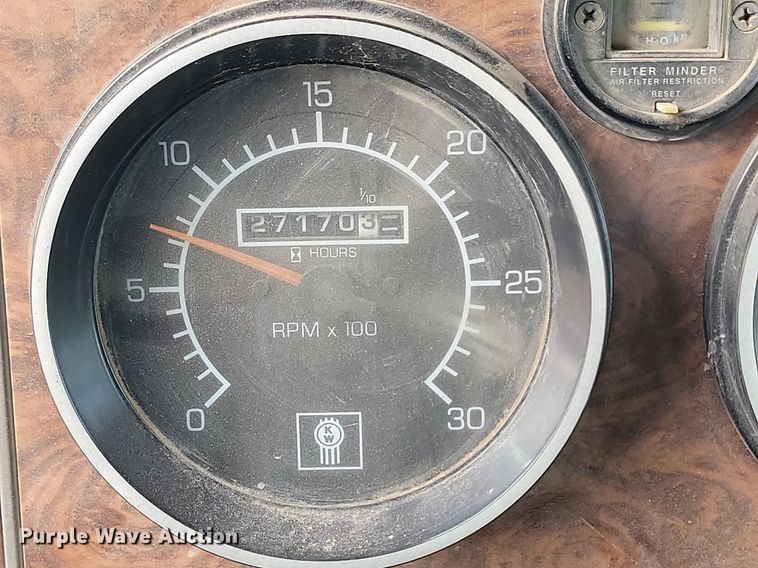 image for item LA9633 2003 Kenworth W900 ready mix truck