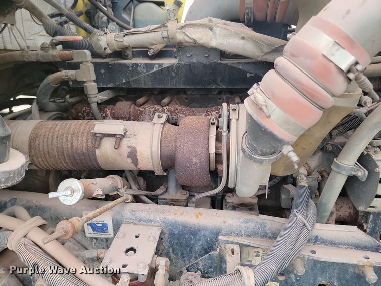 image for item LA9633 2003 Kenworth W900 ready mix truck