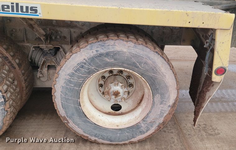 image for item LA9633 2003 Kenworth W900 ready mix truck