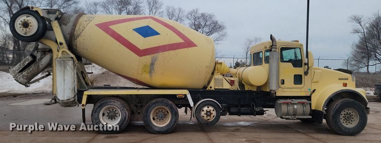 image for item LA9634 2003 Kenworth  W900 ready mix truck