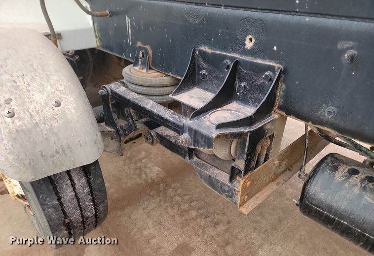 image for item LA9634 2003 Kenworth  W900 ready mix truck