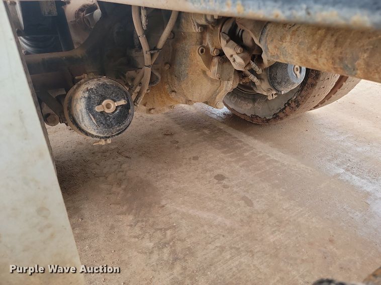 image for item LA9634 2003 Kenworth  W900 ready mix truck