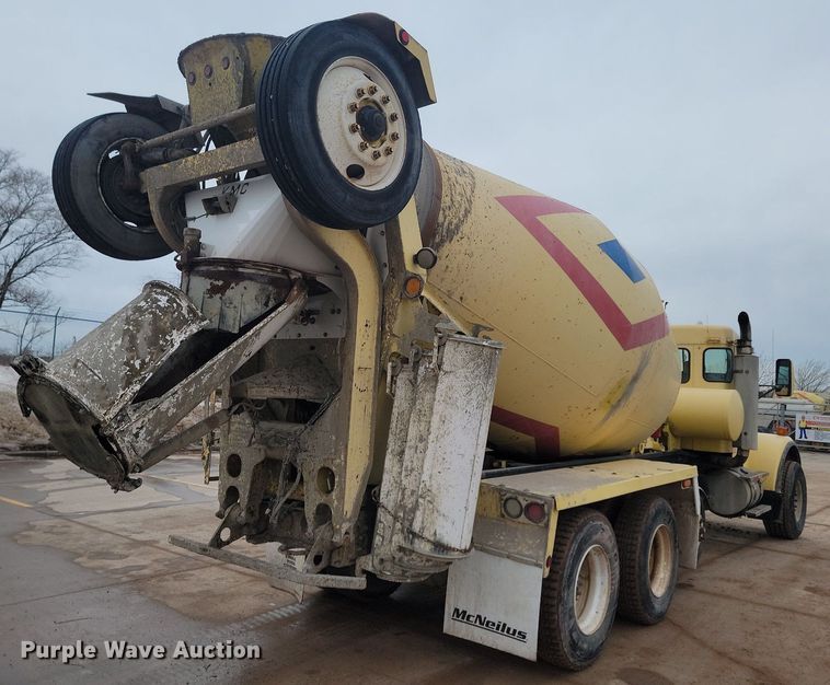 image for item LA9634 2003 Kenworth  W900 ready mix truck