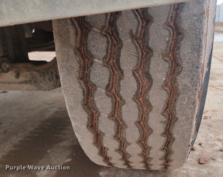 image for item LA9634 2003 Kenworth  W900 ready mix truck