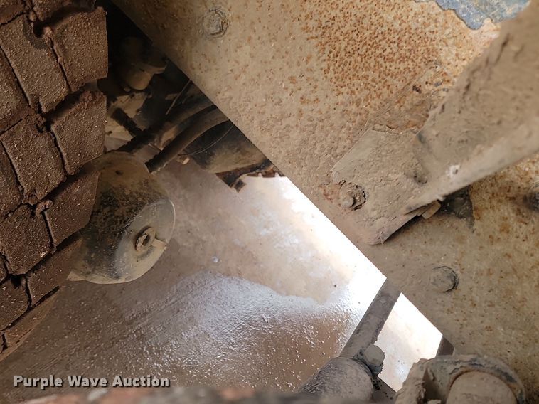 image for item LA9635 2004 Kenworth  W900 ready mix truck