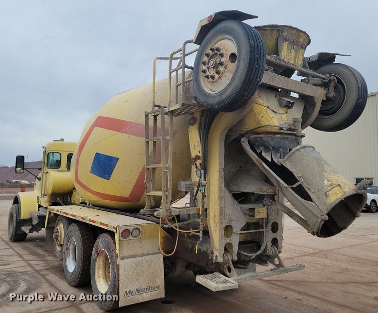 image for item LA9635 2004 Kenworth  W900 ready mix truck