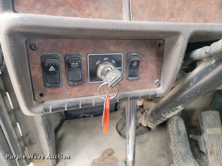 image for item LA9635 2004 Kenworth  W900 ready mix truck