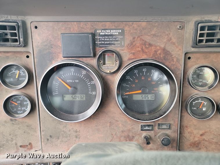 image for item LA9636 2004 Kenworth  W900 ready mix truck