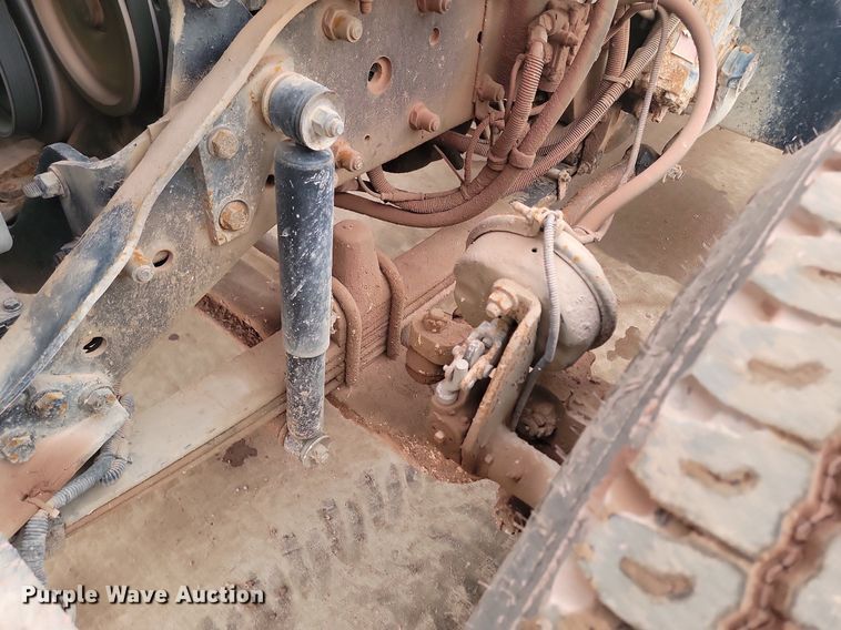 image for item LA9636 2004 Kenworth  W900 ready mix truck