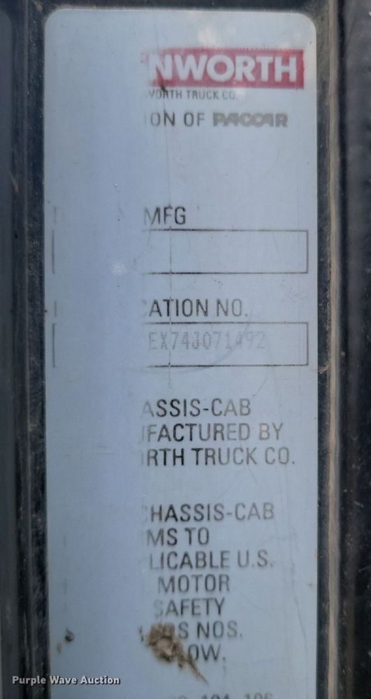 image for item LA9636 2004 Kenworth  W900 ready mix truck