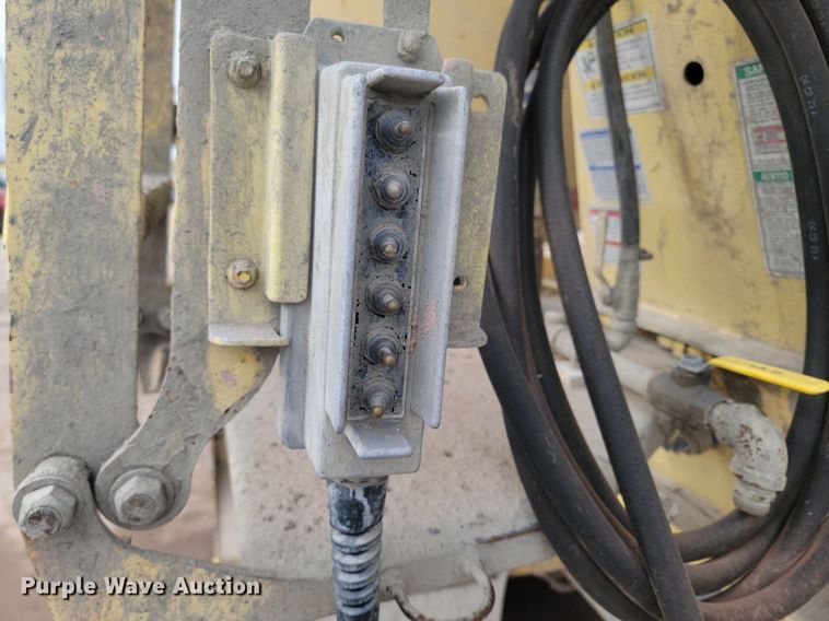 image for item LA9637 2004 Kenworth  W900  ready mix truck