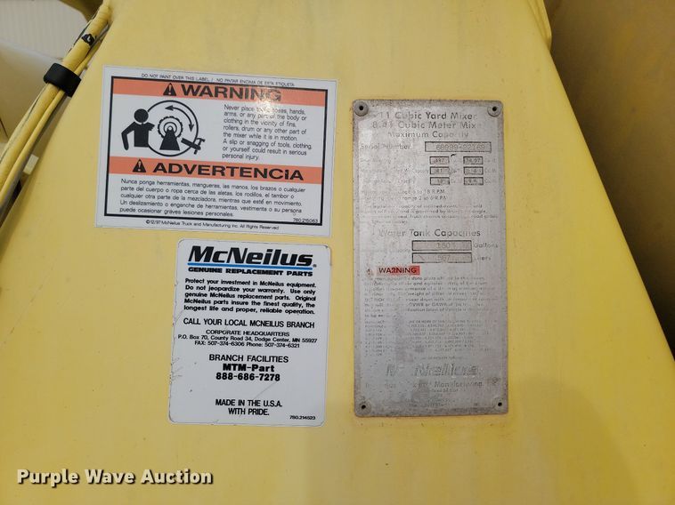 image for item LA9637 2004 Kenworth  W900  ready mix truck