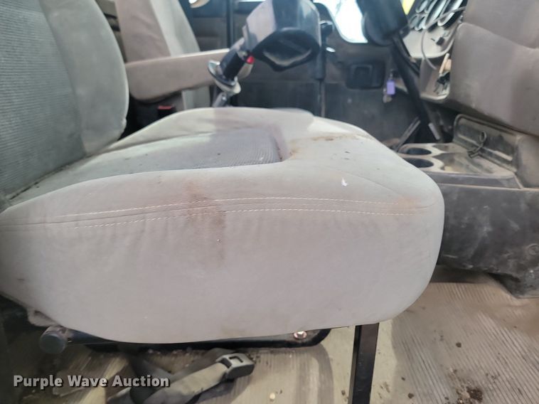 image for item LA9637 2004 Kenworth  W900  ready mix truck