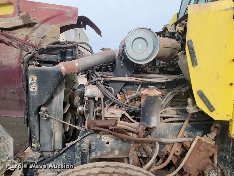 image for item LA9637 2004 Kenworth  W900  ready mix truck