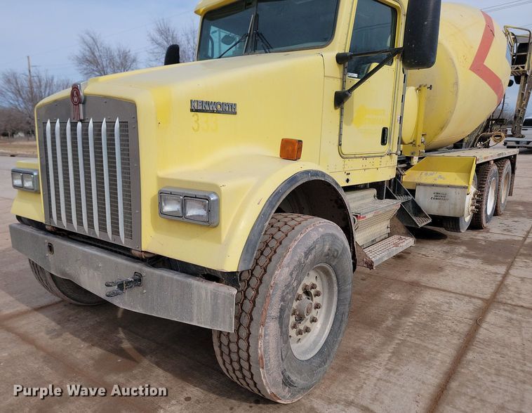 image for item LA9638 2006 Kenworth  W900 ready mix truck