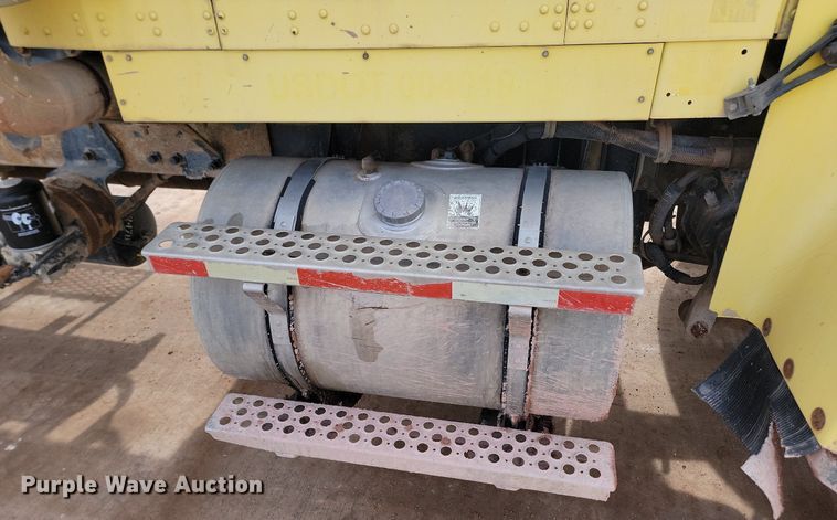 image for item LA9638 2006 Kenworth  W900 ready mix truck