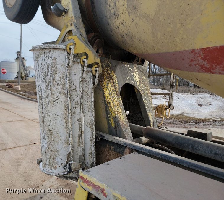 image for item LA9638 2006 Kenworth  W900 ready mix truck