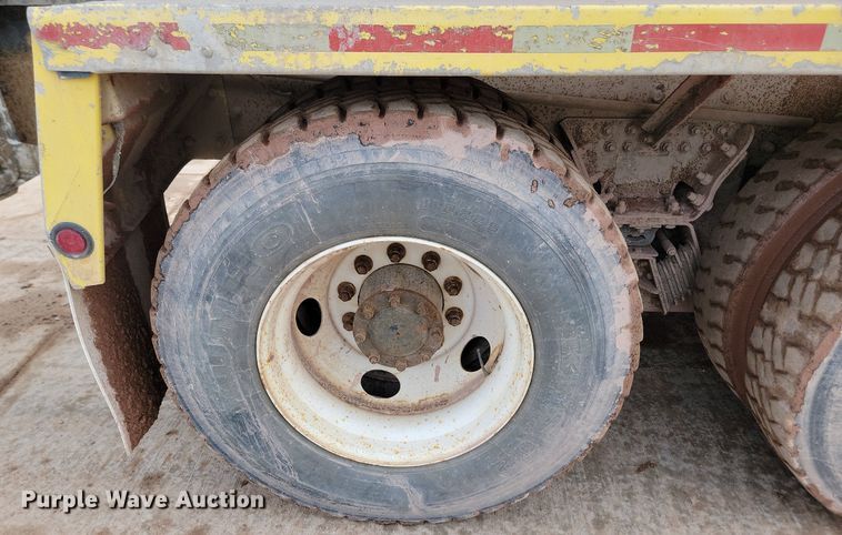 image for item LA9638 2006 Kenworth  W900 ready mix truck