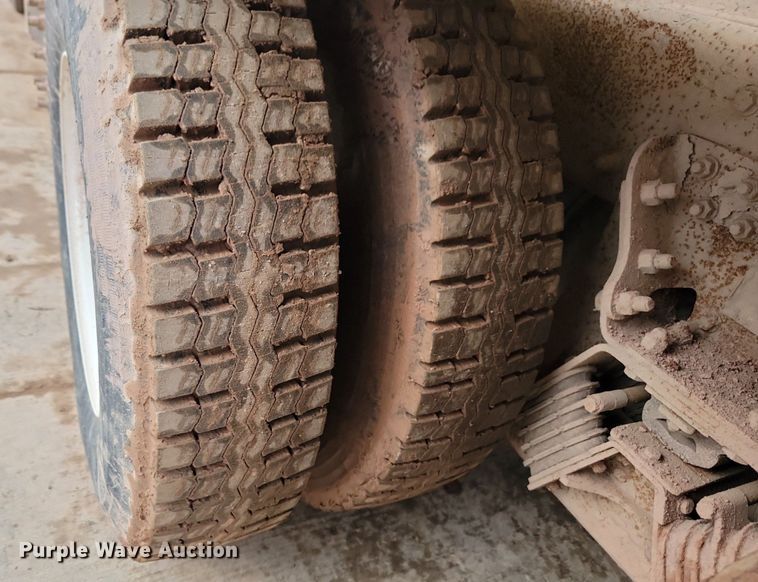 image for item LA9638 2006 Kenworth  W900 ready mix truck