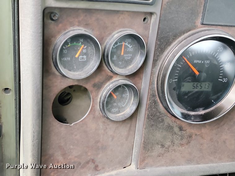 image for item LA9639 2004 Kenworth W900  ready mix truck