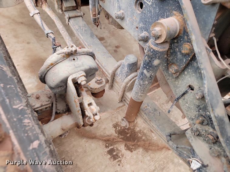 image for item LA9639 2004 Kenworth W900  ready mix truck