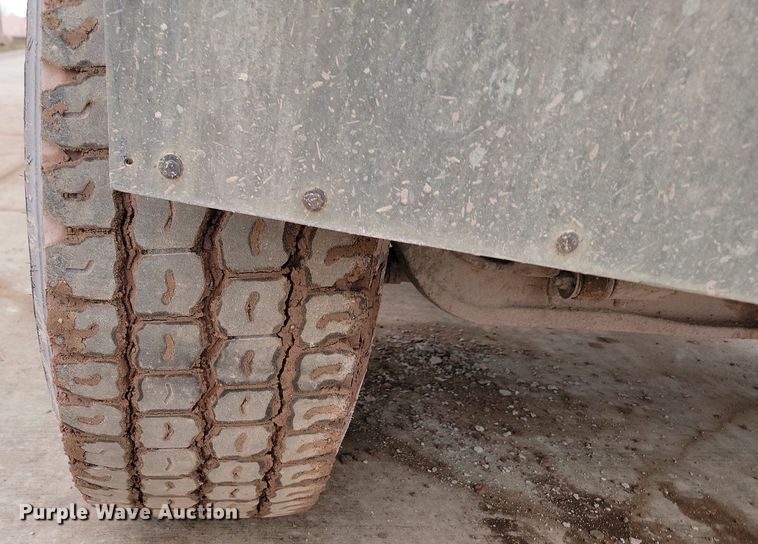 image for item LA9639 2004 Kenworth W900  ready mix truck