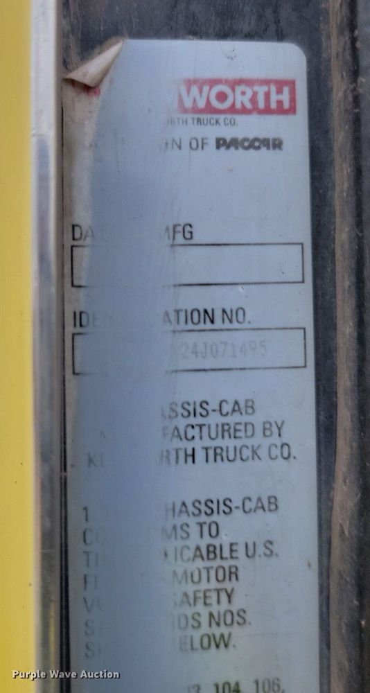 image for item LA9639 2004 Kenworth W900  ready mix truck