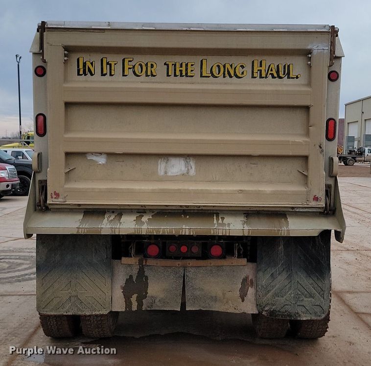 image for item LA9640 2006 Freightliner  M2 Business Class dump truck